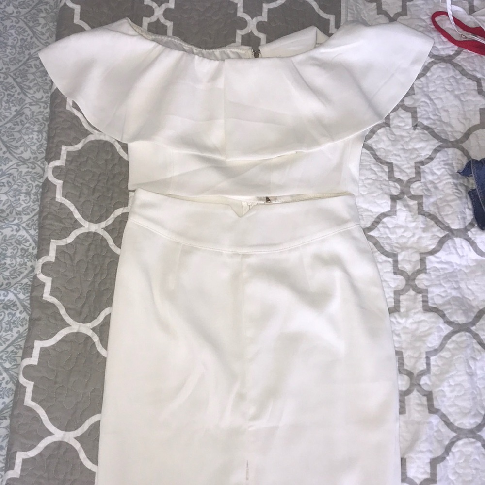 A two piece set perfect for any formal event